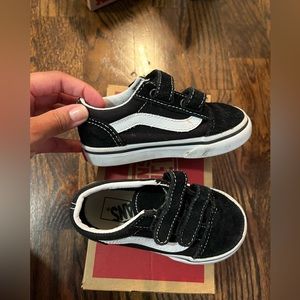 Toddler Black Low Vans